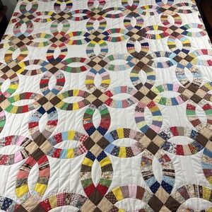 Vintage Double Wedding Ring Quilt 86x96" Hand Stitched Scallop Edge Earth Tones